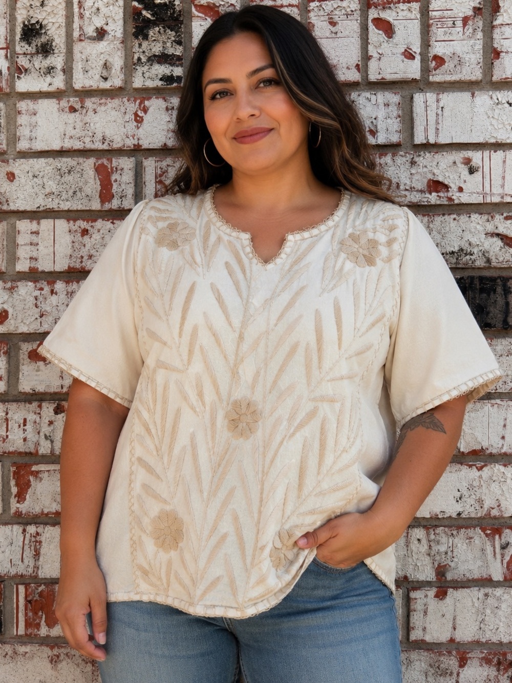 Vintage Mexican Peasant Floral Embroidered Cotton Beige Blouse